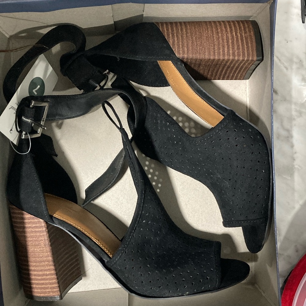 Brand new heels